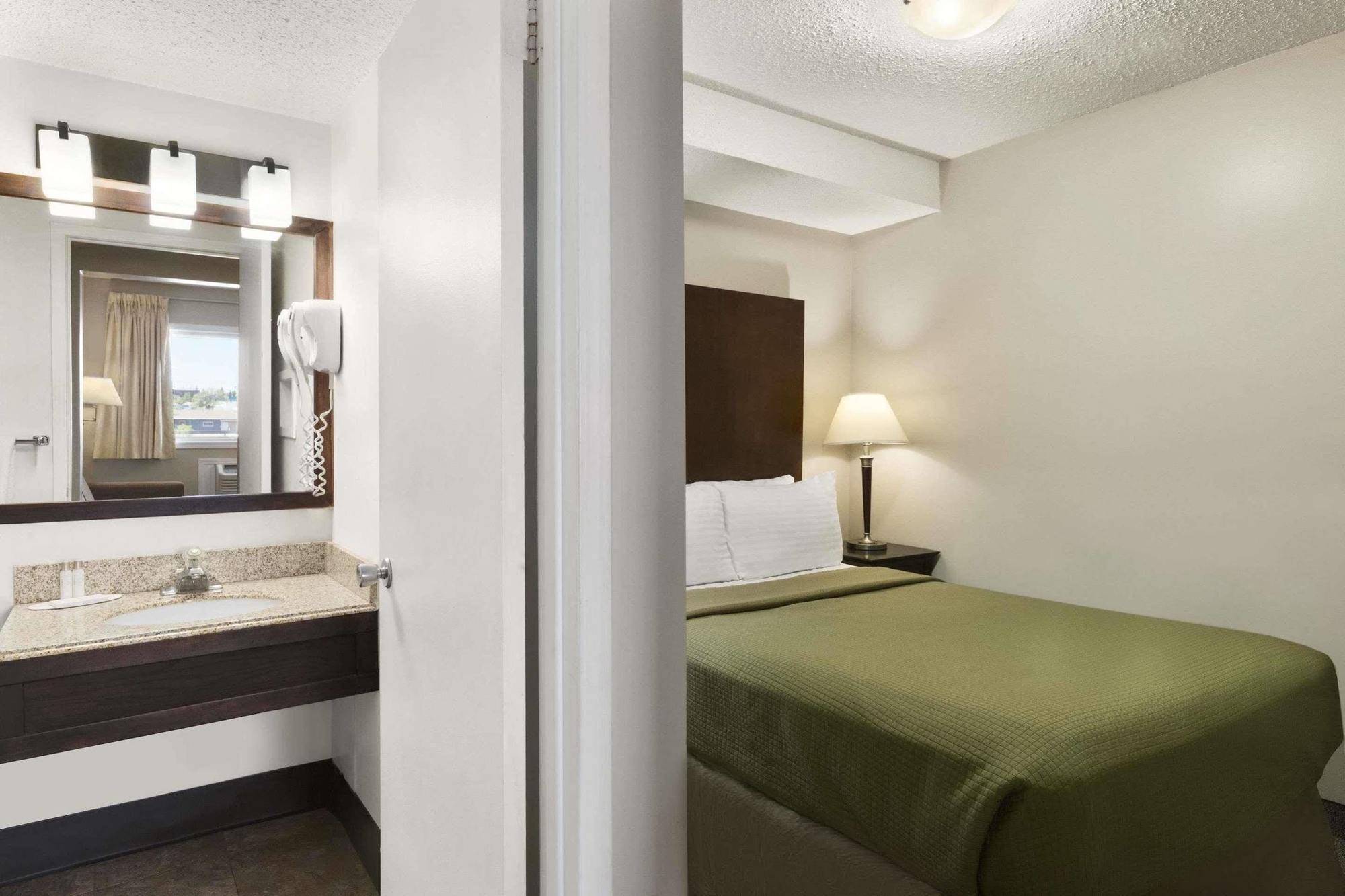 Thriftlodge Saskatoon Kültér fotó